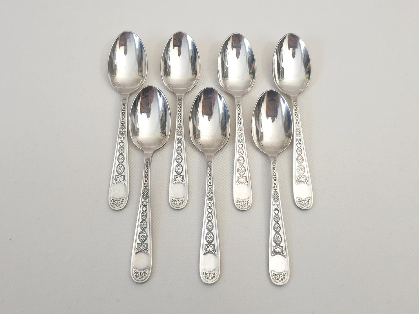 Christofle 7 Silver Plated Small Moka Spoons 'Villeroy' Model - 7 Demitasse Spoons