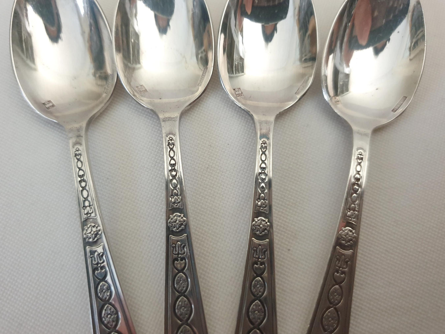 Christofle 7 Silver Plated Small Moka Spoons 'Villeroy' Model - 7 Demitasse Spoons