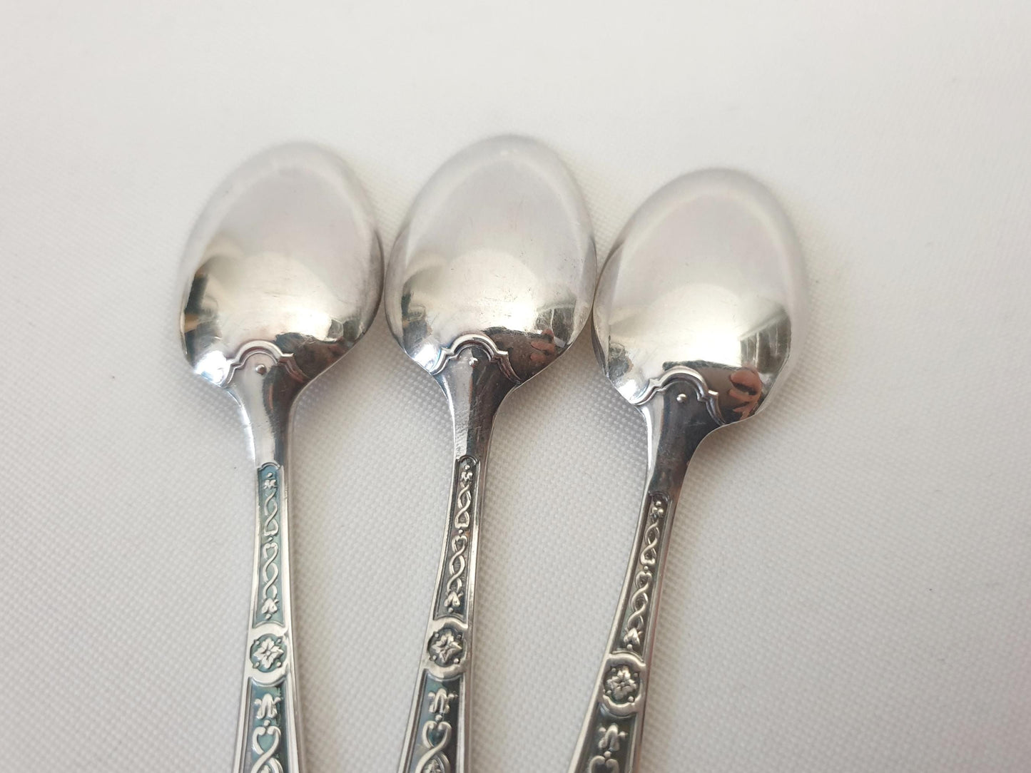 Christofle 7 Silver Plated Small Moka Spoons 'Villeroy' Model - 7 Demitasse Spoons