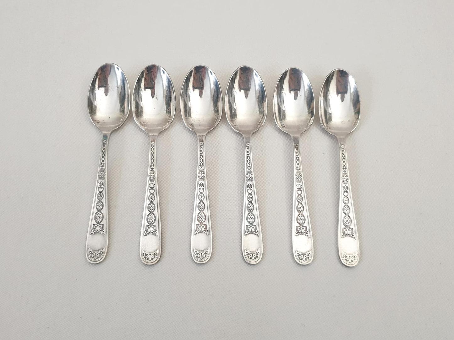Christofle 6 Silver Plated Small Moka Spoons 'Villeroy' Model - 6 Demitasse Spoons