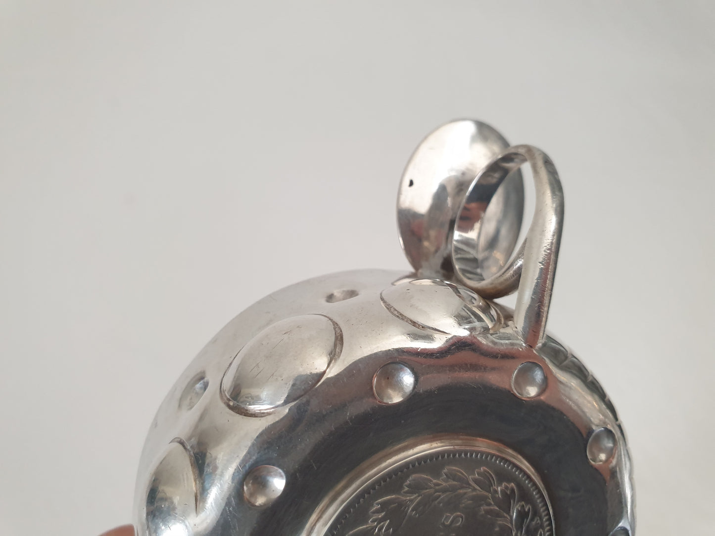 Antique French 800 Silver Wine Taster (Tastevin) with Rare 5 Francs LOUIS PHILIPPE Ier 1834 Silver Coin