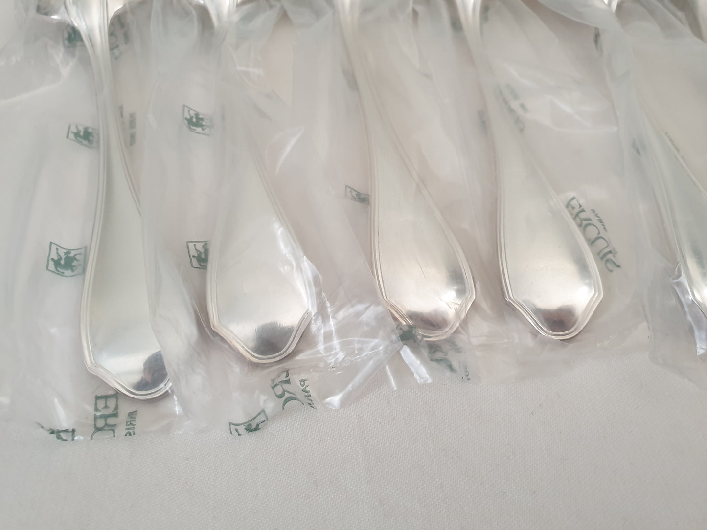 New Ercuis 8 Silver Plated Table Spoons - 8 French Ercuis Soup Spoons