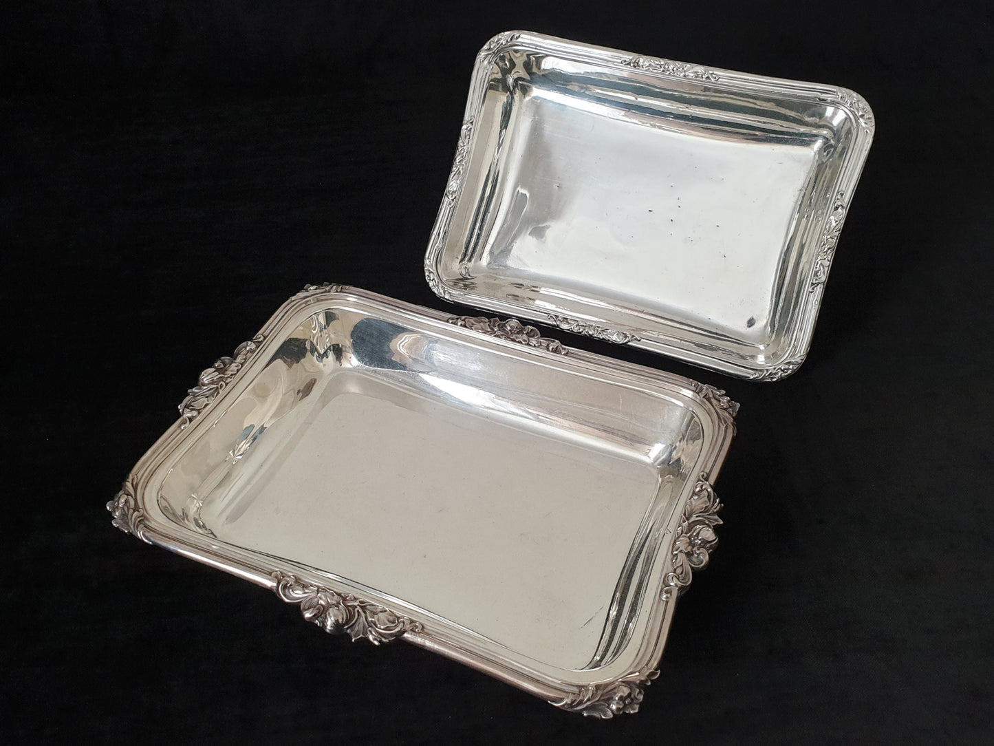 Antique English Silver-Plated Victorian Style Covered Serving Dish by Martin Hall Co. and Noble & Chivers, Bath