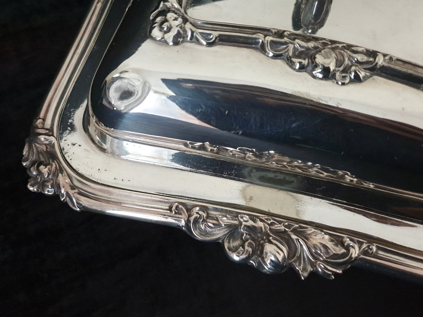 Antique English Silver-Plated Victorian Style Covered Serving Dish by Martin Hall Co. and Noble & Chivers, Bath