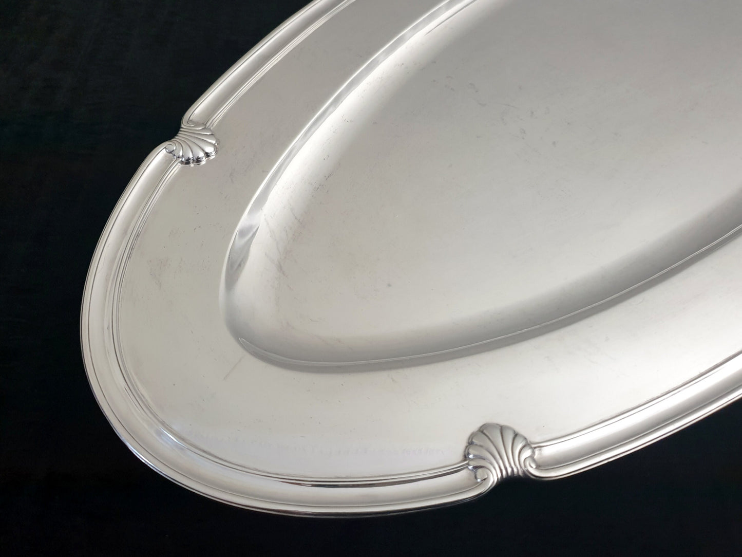 Large Oval Fish Serving Tray in Silver Plated by Ravinet d'Enfert - French Vintage Fish Dish with Scallop Shell Design