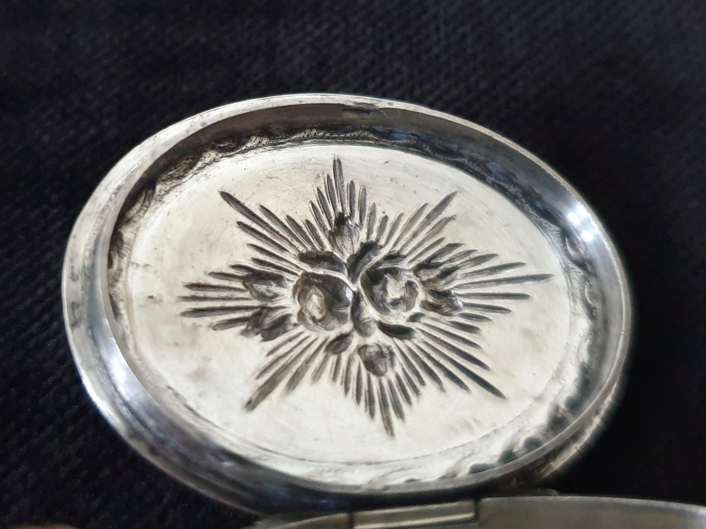 Antique French 800 Silver Oval Pill Box by Henin & Cie with Floral Motif