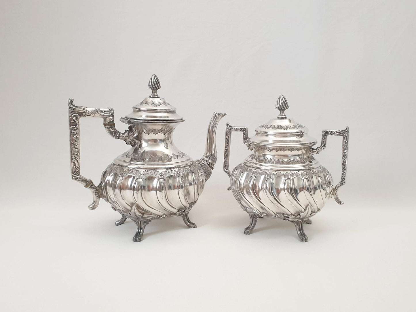 Set of 19th Century Rococo Revival Silver Plated Teapot and Sugar Bowl in Louis XV Style with Ornate Square Handles