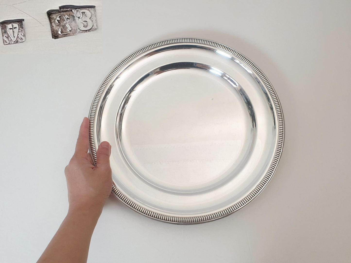 Large Silver Plated Round Platter or Serving Tray with Ribbed Edge