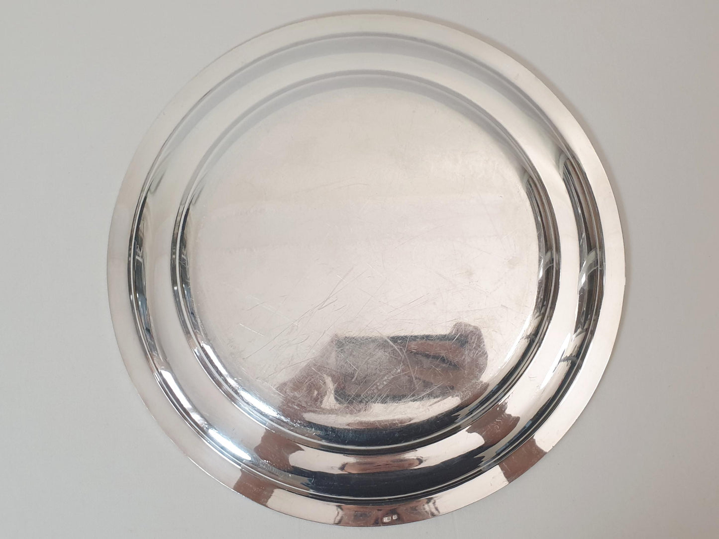 Large Silver Plated Round Platter or Serving Tray with Ribbed Edge