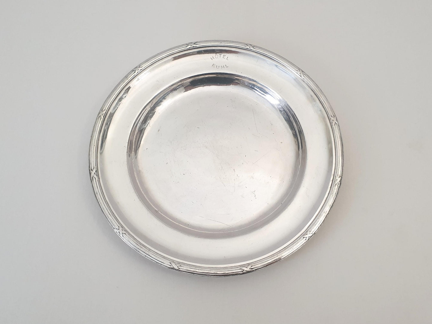 Rare Antique Art Krupp Berndor Silver Plated Round Platter or Serving Dish from Hôtel Ruhl in Nice, France