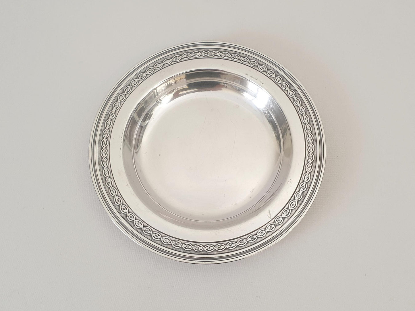 Christofle Vintage Silver Plated Small Round Dish 'Villeroy ' Model - Small Baptism Plate or Kettle Dish - Small Trinket Dish