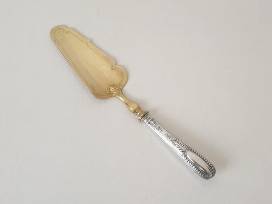 French Antique Cake Server or Pie Server in 950 Silver and Gilded Metal