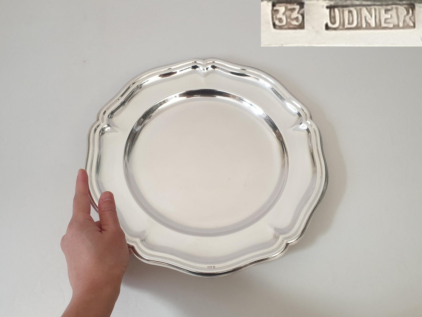 French Silver Plated Round Platter or Serving Tray by Udner, Lyon