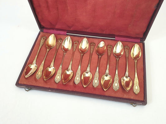 Set of 12 Antique French Fruit or Jam Spoons in Silver Vermeil (Gilded) by François Pamphile Jozan
