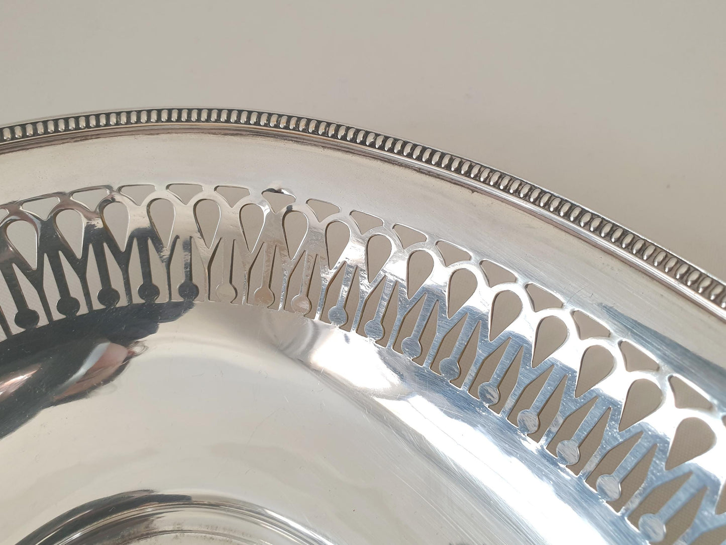 Vintage Silver Plated Bread Basket – Pierced Oval Centerpiece Tray with Beaded Rim