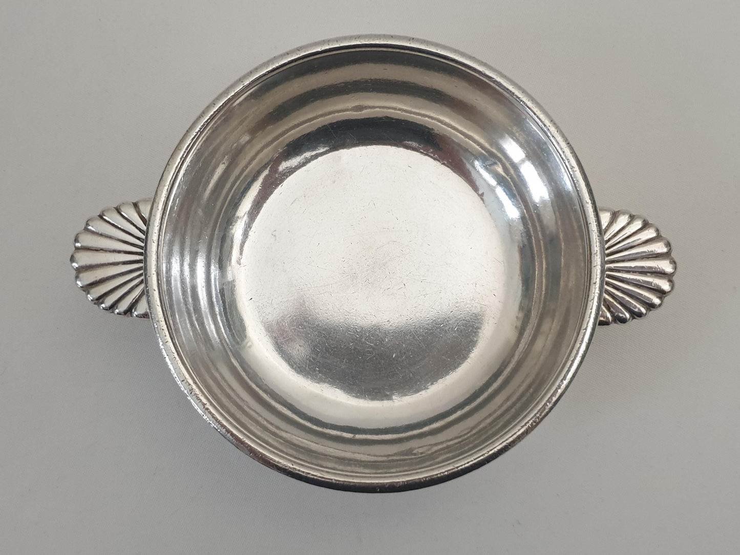 French Vintage Silver Plated Mini Bowl or Sauce Boat with Shell Handles by Renaud & J. Clermont, Nice