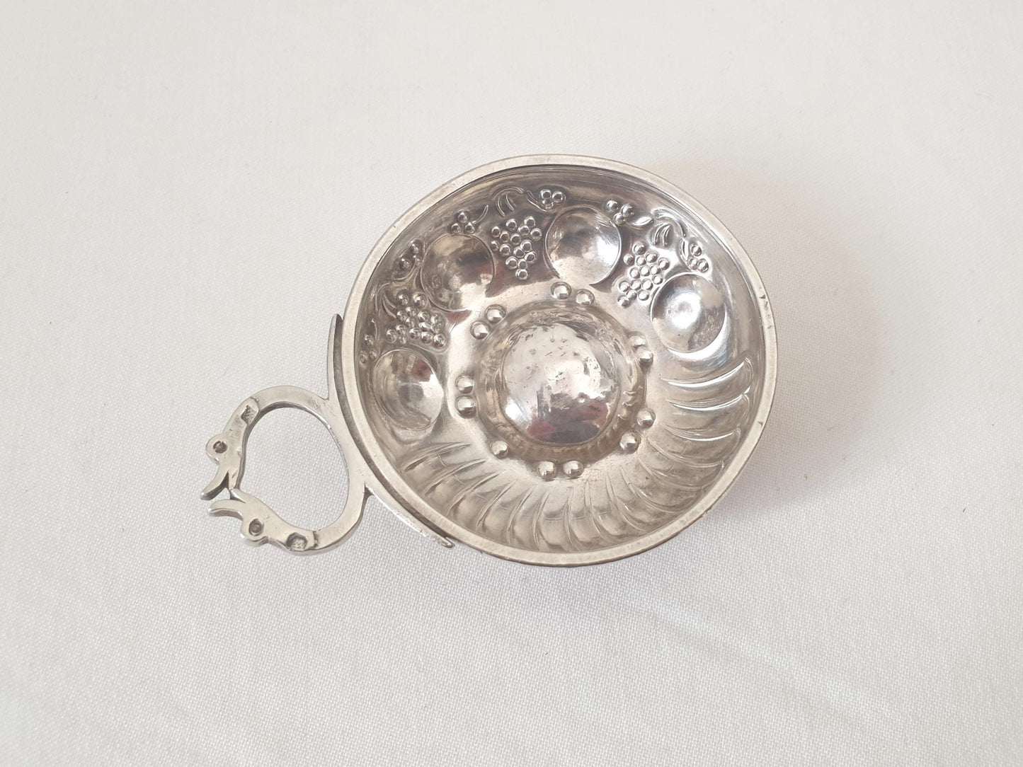 French Antique 950 Silver Bourgogne Wine Taster (Tastevin) by Marc Parrod, Dijon