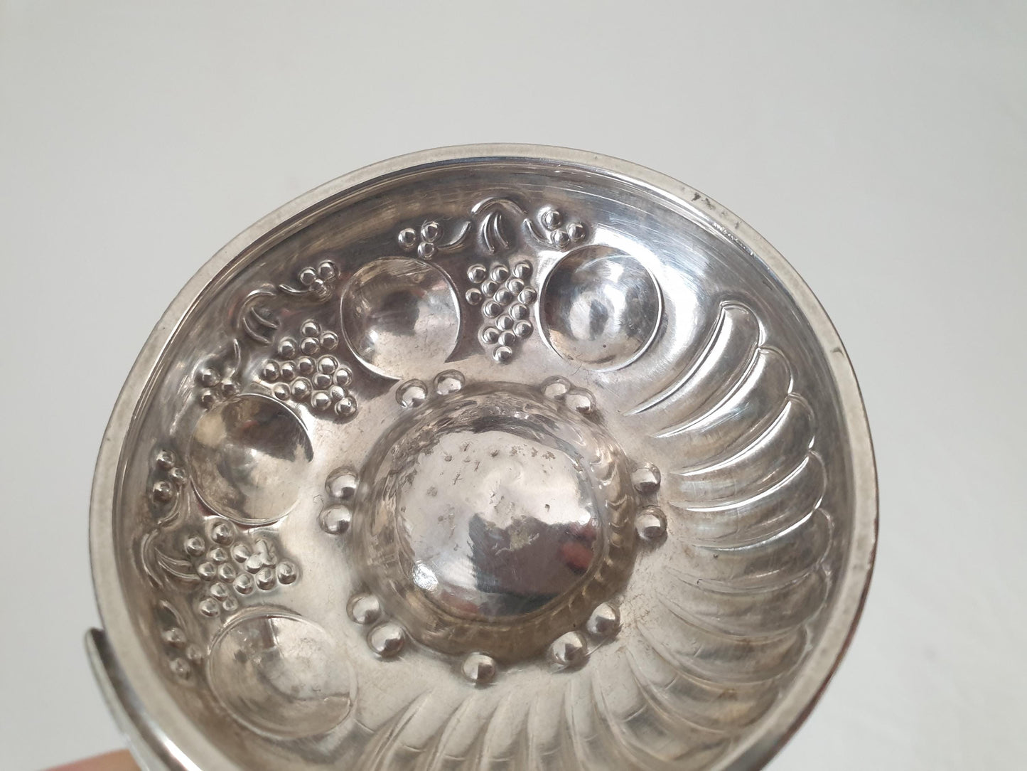 French Antique 950 Silver Bourgogne Wine Taster (Tastevin) by Marc Parrod, Dijon