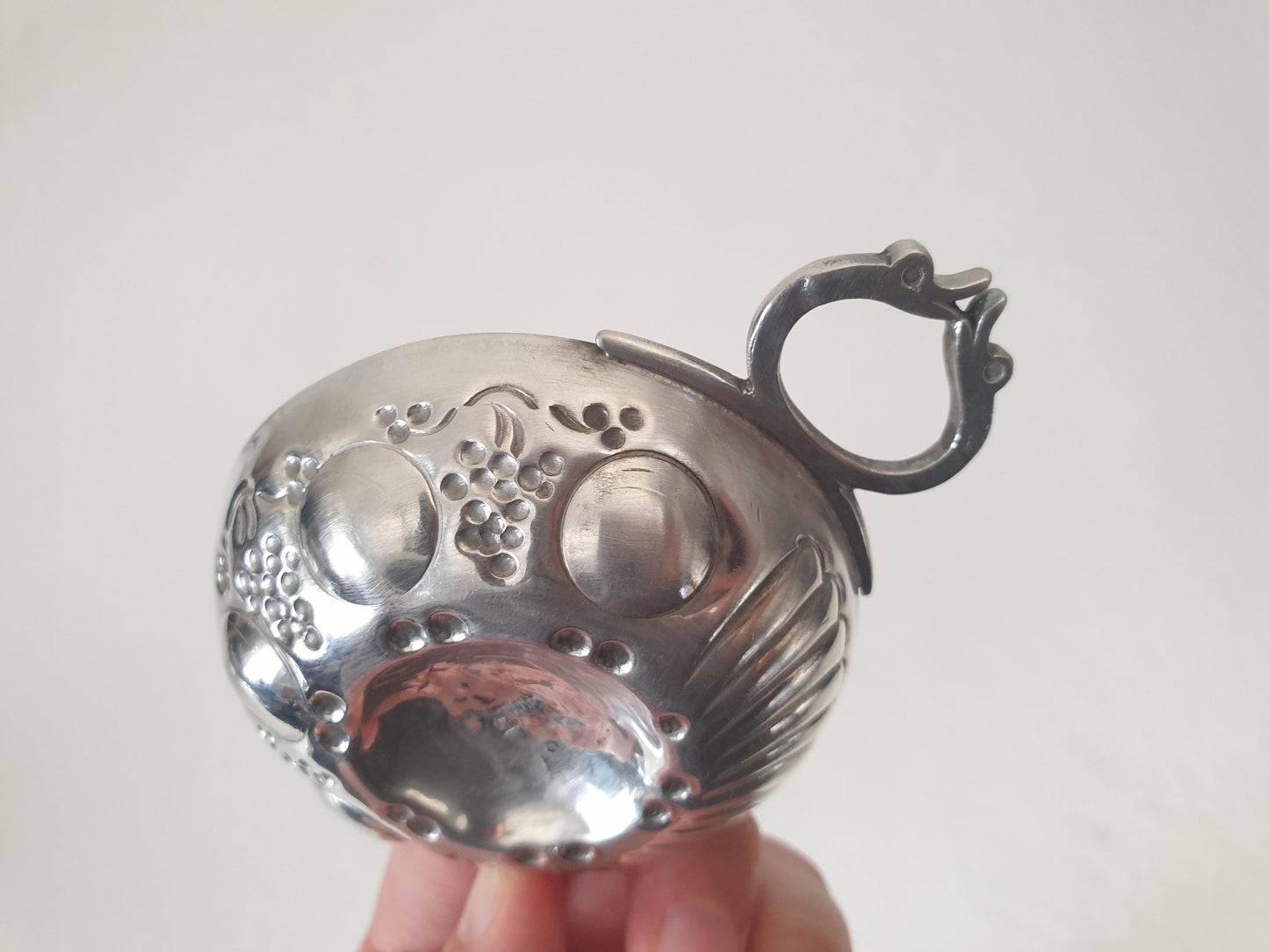 French Antique 950 Silver Bourgogne Wine Taster (Tastevin) by Marc Parrod, Dijon