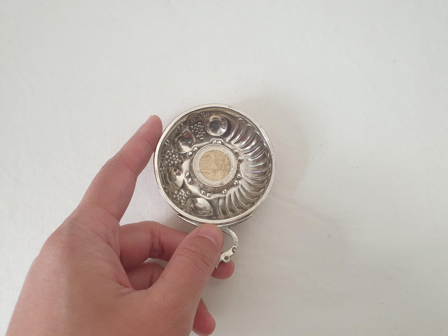 French Antique 950 Silver Bourgogne Wine Taster (Tastevin) by Marc Parrod, Dijon