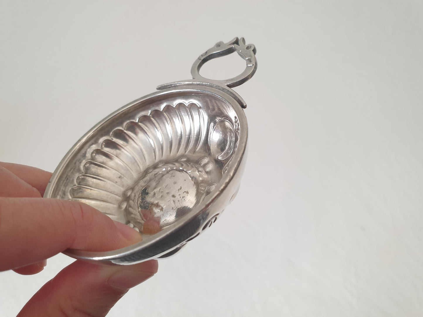 French Antique 950 Silver Bourgogne Wine Taster (Tastevin) by Marc Parrod, Dijon