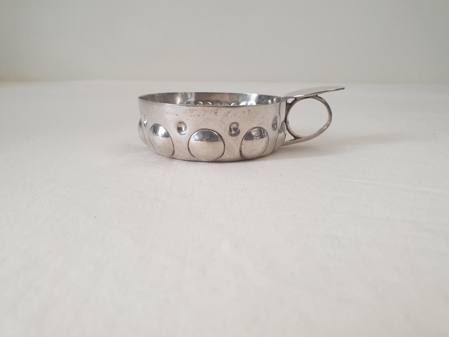 Antique French 800 Silver Wine Taster (Tastevin) with Rare 5 Francs LOUIS PHILIPPE Ier 1834 Silver Coin